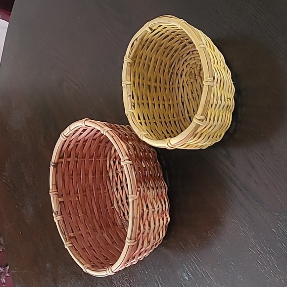 TWO great well made nesting baskets made in The Philippines tan and light yellow - Picture 2 of 14